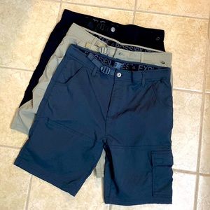 3 GERRY mens shorts Size 34. Side cargo pocket. Adjustable belt.